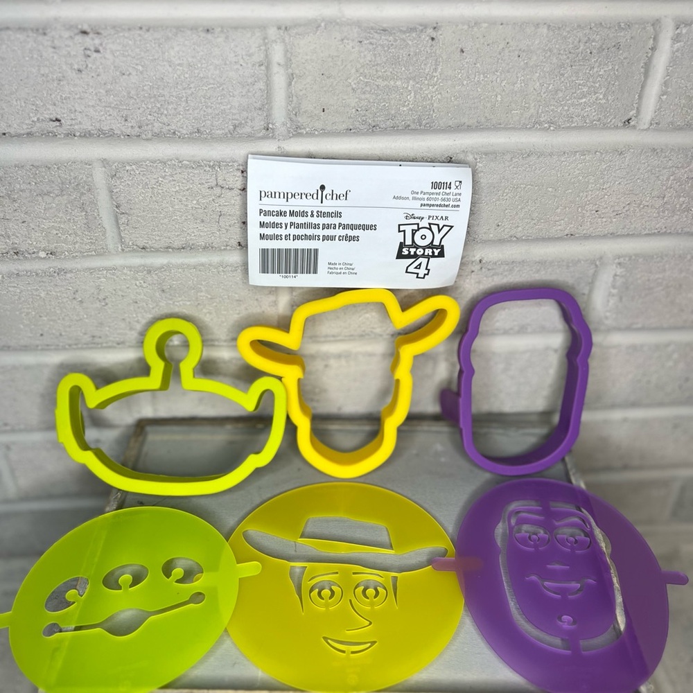 NWT Toy Story 4 Pancake Molds by Pampered Chef
